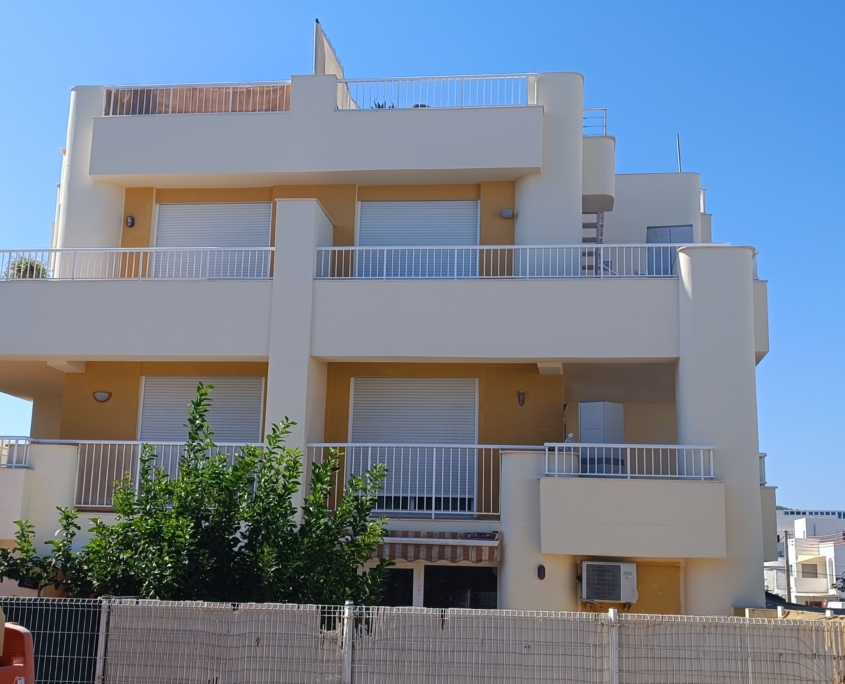 Rehabilitación de fachadas e impermeabilizaciones en Ibiza